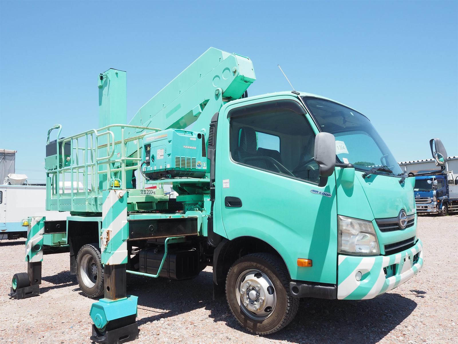 日野 デュトロ 高所作業車 の詳細を見る