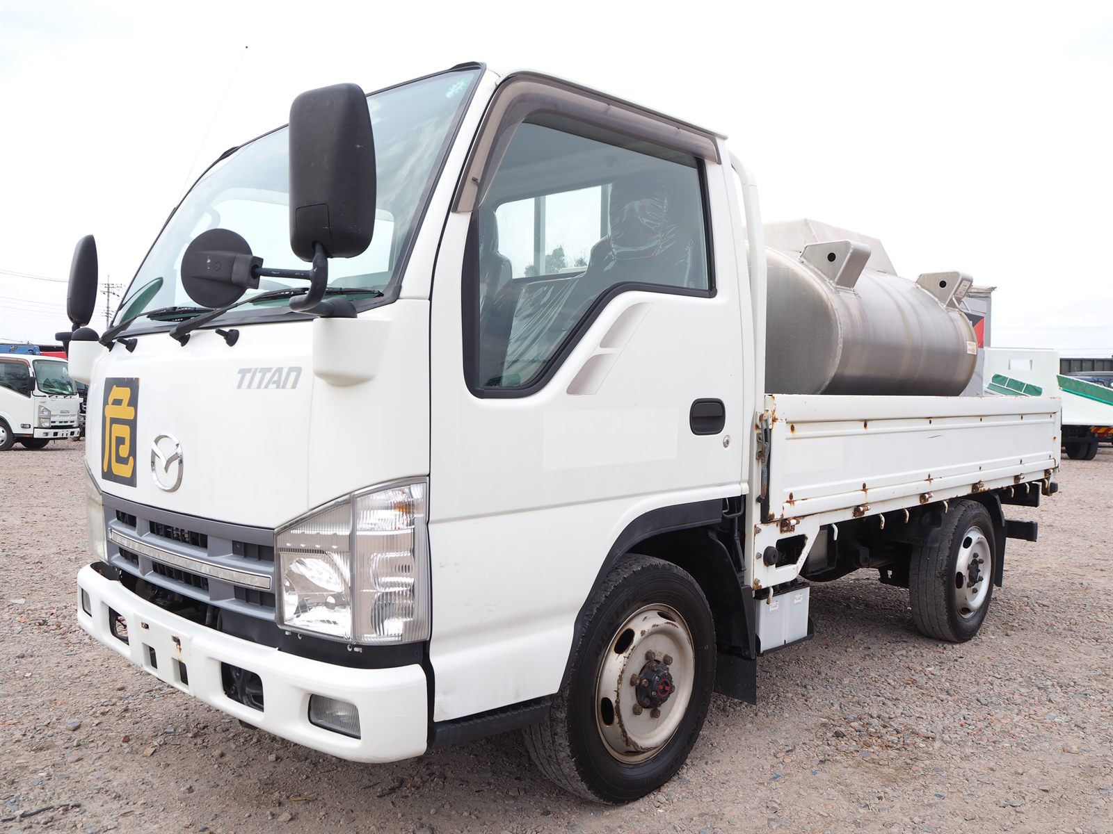 マツダ タイタン 特装車・その他 の詳細を見る